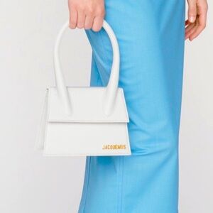 Jacquemus Le Chiquito Moyen White Leather Tote With Dust Bag.